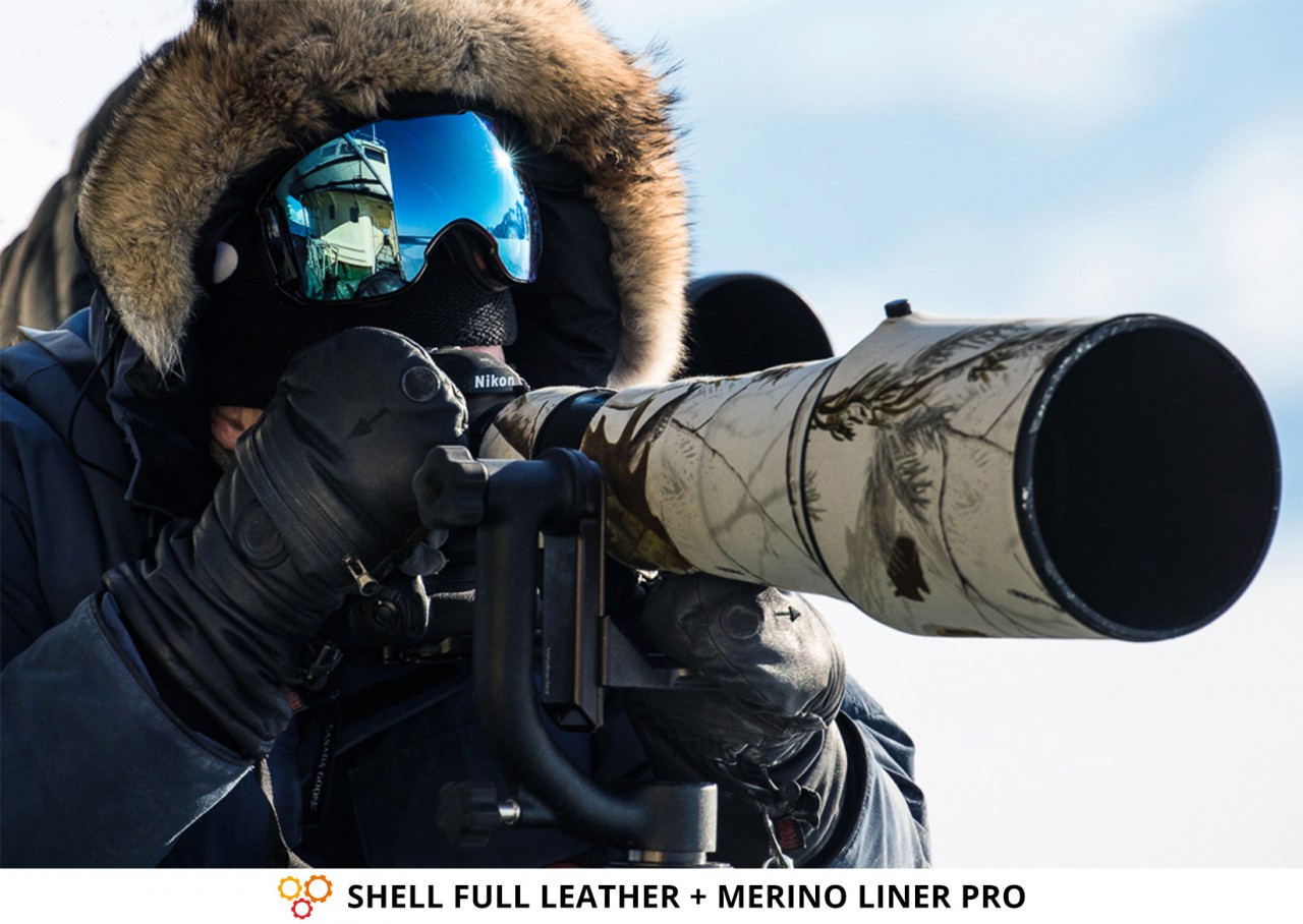 Photographe & gants cuir SHELL FULL LEATHER + gants merinos de THE HEAT COMPANY avec appareil photo Nikon